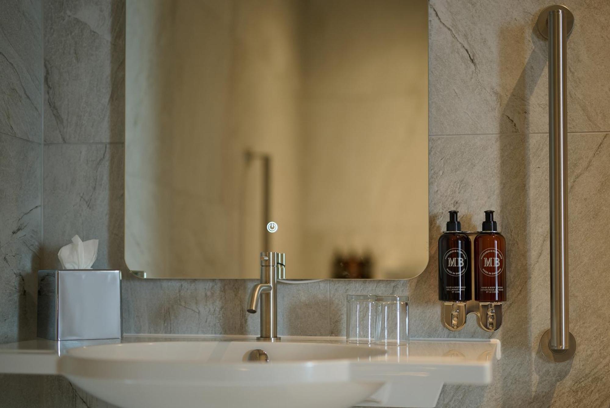 The Resident Edinburgh - Newly Open Hotel Bagian luar foto